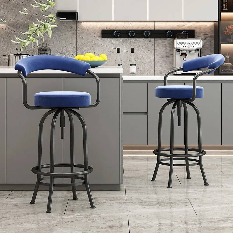 Sgabello da Cucina Stile Mid-c - Commercial Kitchen Designer recensione e prezzo